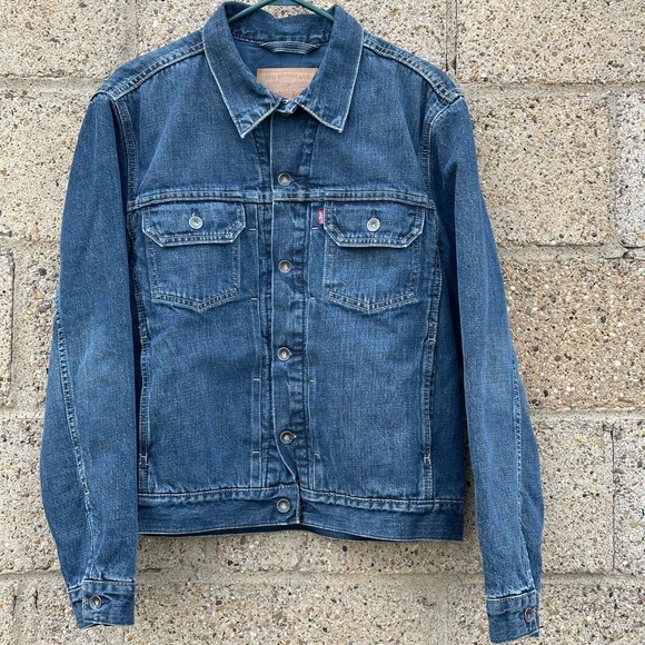 Levi’s Type II Denim Trucker Jacket Sherpa Insulated — Medium - Picture 1 of 4